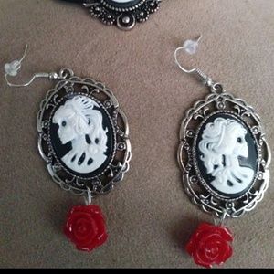 Sugar skull 💀 🌹 jewelry